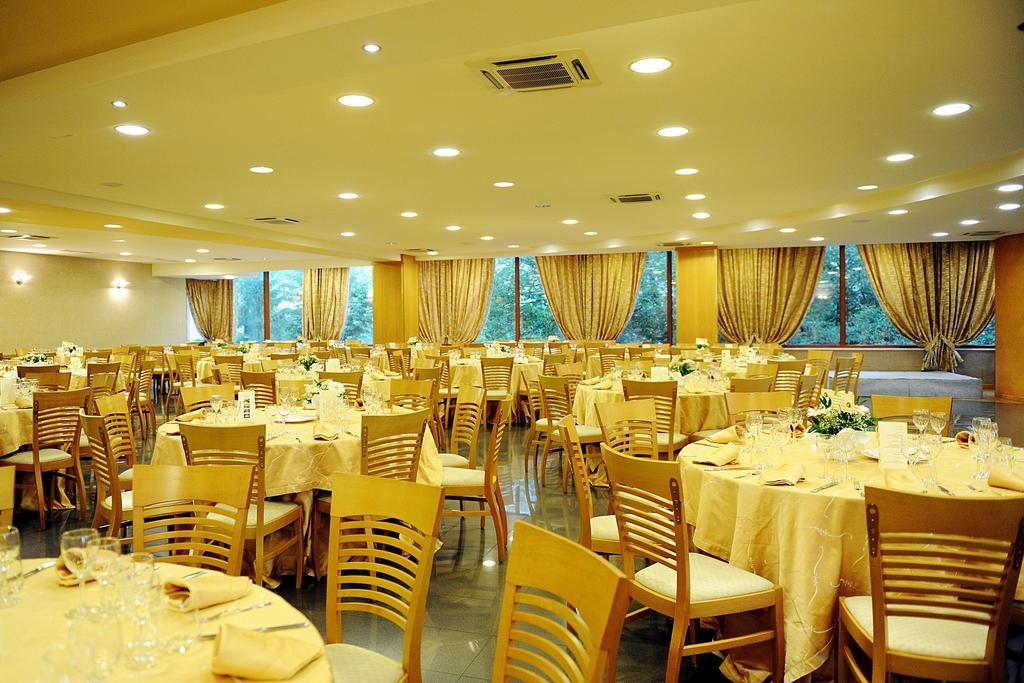 Hotel Del Camerlengo Fara San Martino Extérieur photo